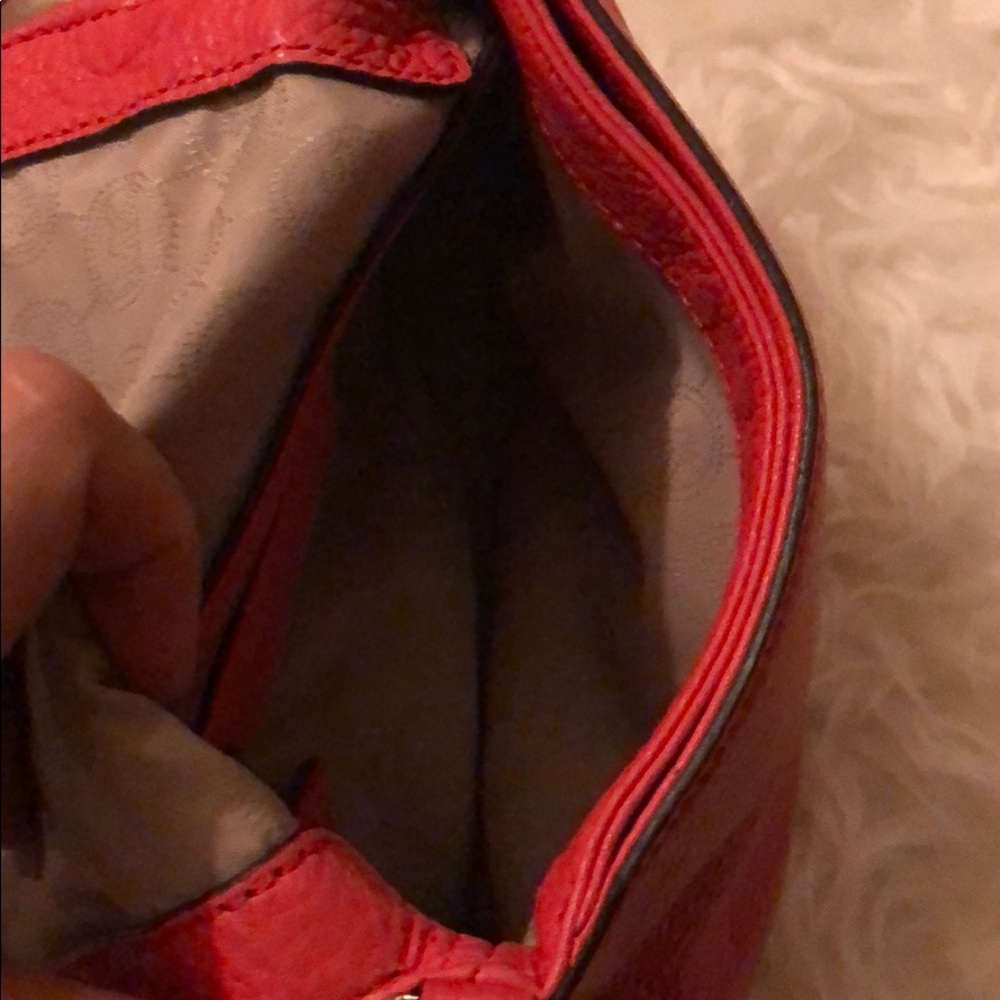 Michael Kors Jet Set Flap Crossbody - Picture 5 of 7